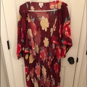 LulaRoe Shirley Kimono Size M